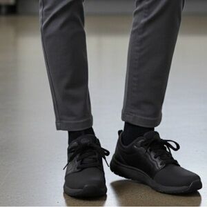 Careers by Dr. Scholls Drive Slip-Resistant Work Shoes, Women’s 7.5, Black